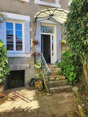 Maison - 188 m² - 6 pièces