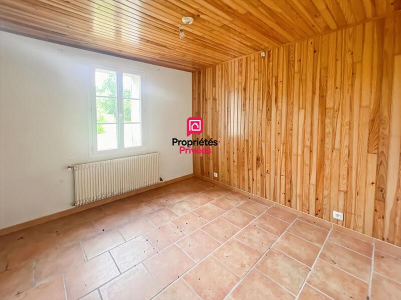 Maison - 230 m² - 6 pièces