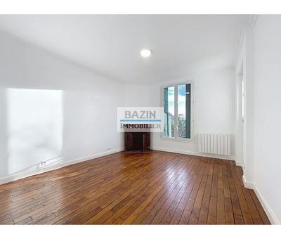 Maison traditionnelle - 101 m² - 6 pièces