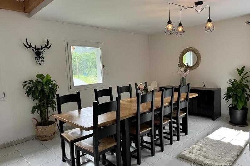 Maison - 182 m² - 6 pièces