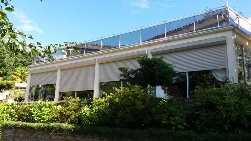 Maison - 240 m² - 8 pièces