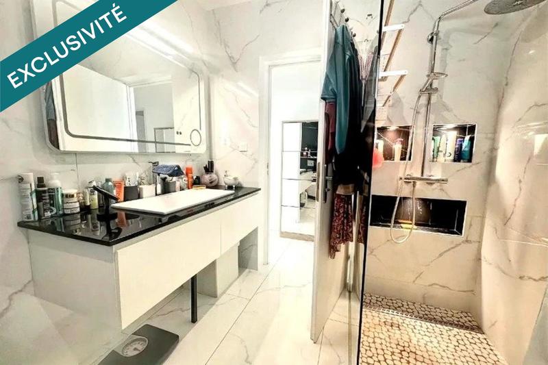 Maison - 93 m² - 5 pièces