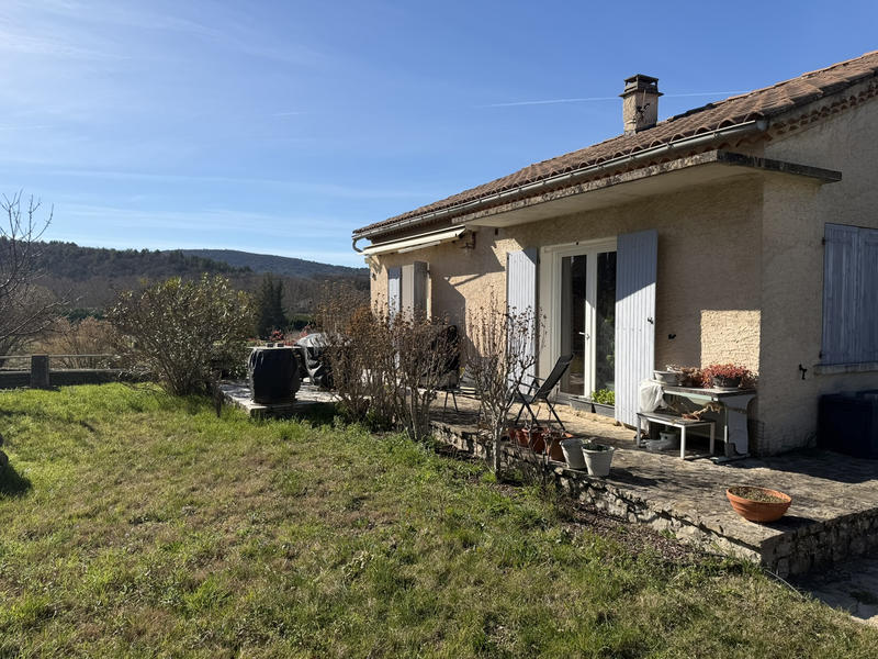 Maison - 99 m² - 4 pièces