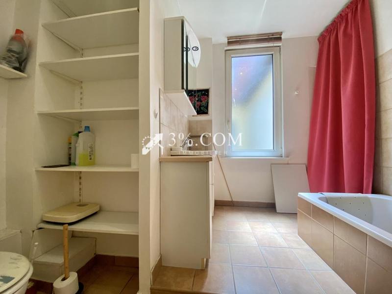 Appartement - 90 m² - 3 pièces