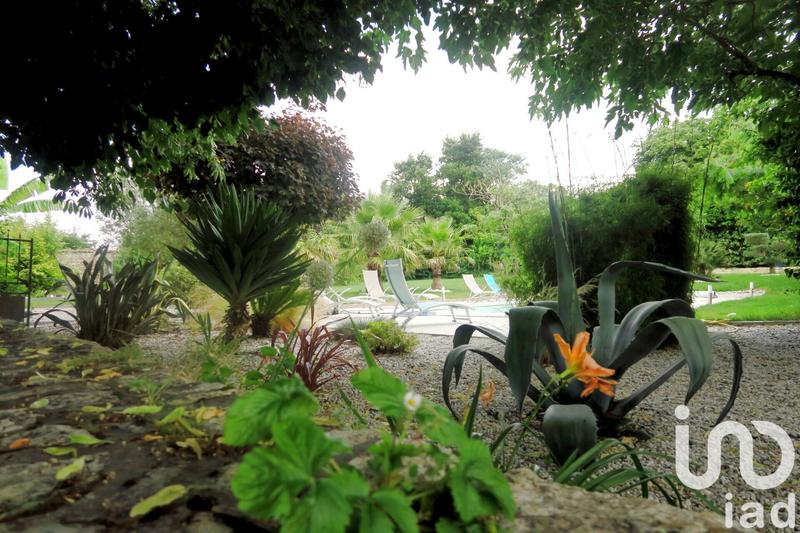 Maison - 430 m² - 15 pièces