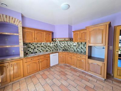 Maison - 208 m² - 8 pièces