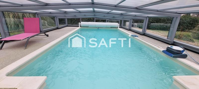 Maison - 240 m² - 8 pièces