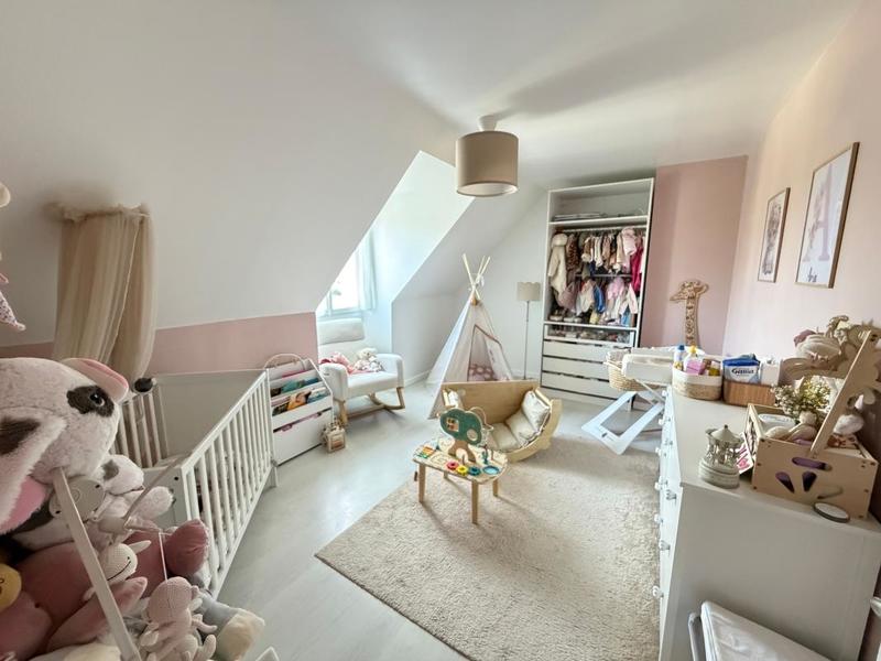 Maison - 152 m² - 6 pièces