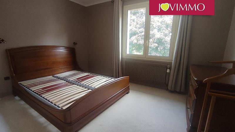 Maison - 180 m² - 7 pièces