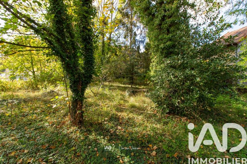 Maison - 185 m² - 8 pièces