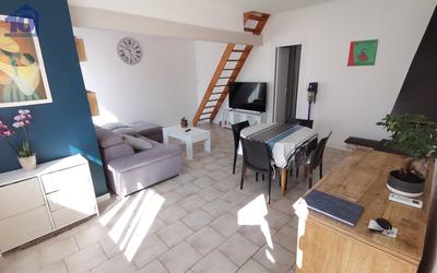 Appartement sur toit - 67 m² - 4 pièces