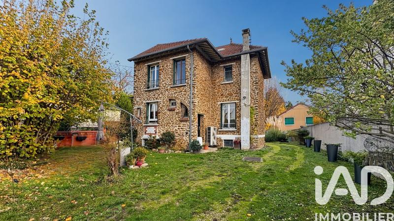 Maison - 83 m² - 5 pièces