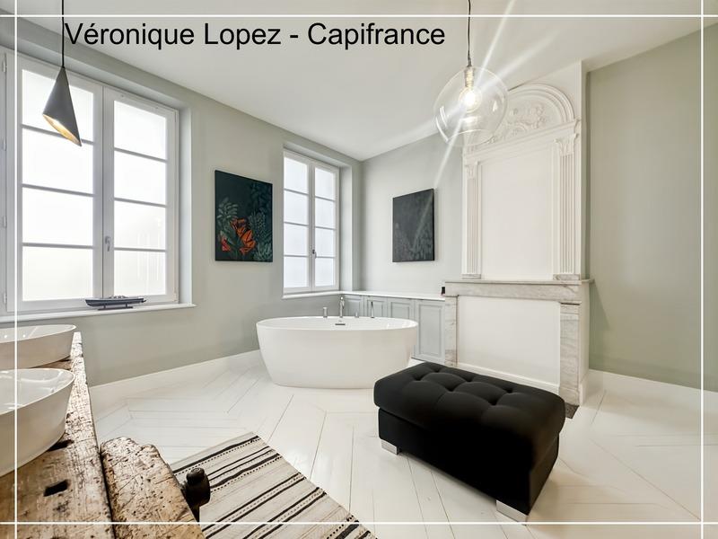 Maison bourgeoise - 266 m² - 7 pièces