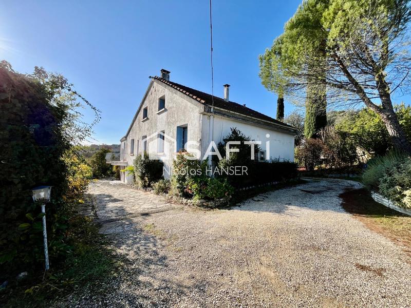 Maison - 147 m² - 7 pièces