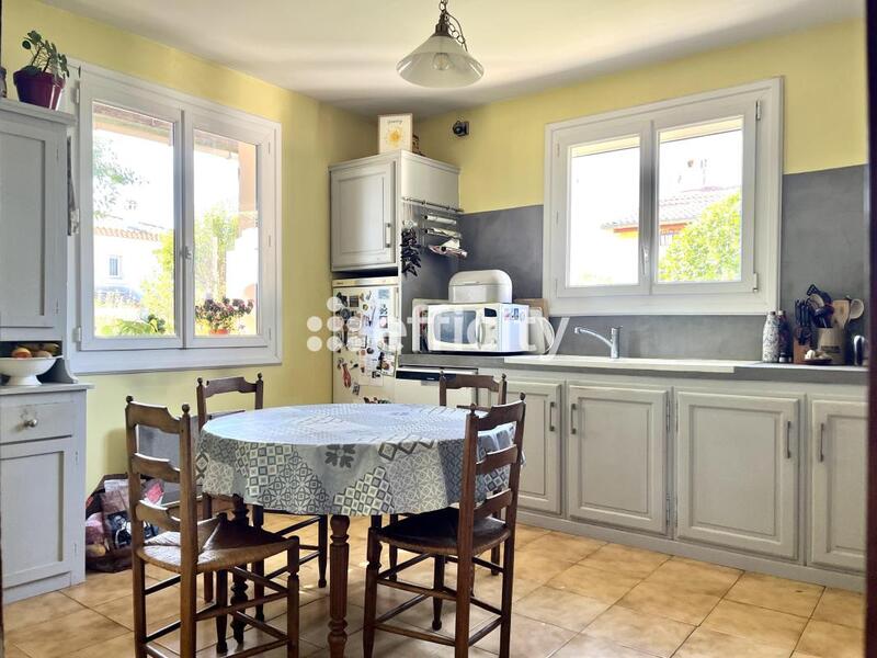 Maison - 142 m² - 5 pièces