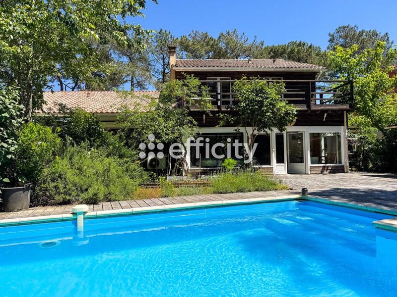 Maison - 112 m² - 6 pièces