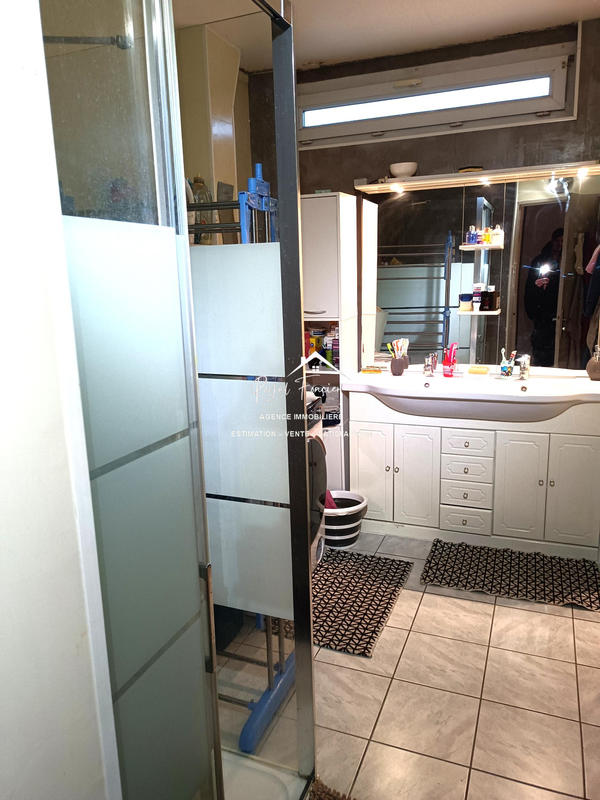 Appartement - 82 m² - 5 pièces