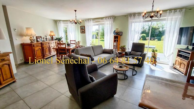 Maison - 140 m² - 9 pièces