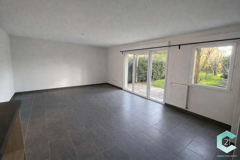 Maison - 86 m² - 4 pièces