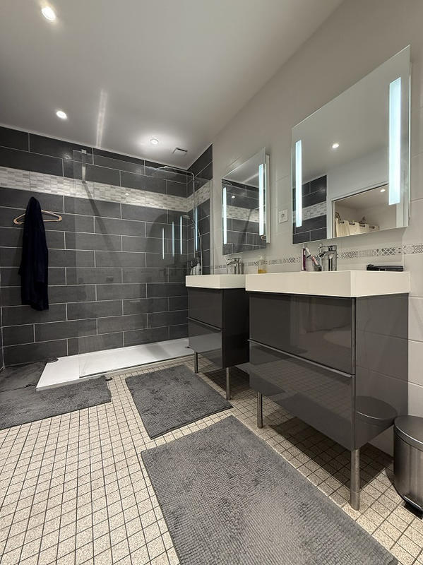 Maison - 195 m² - 5 pièces