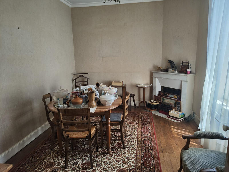 Maison - 178 m² - 8 pièces