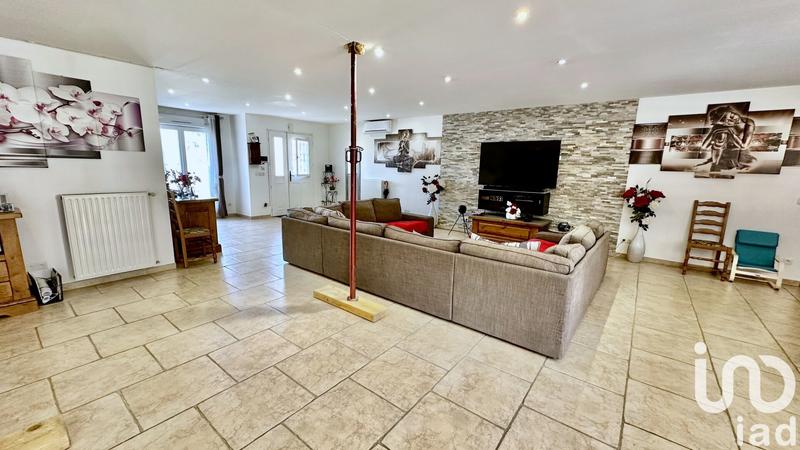 Maison - 228 m² - 8 pièces