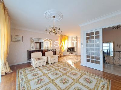 Maison - 128 m² - 4 pièces