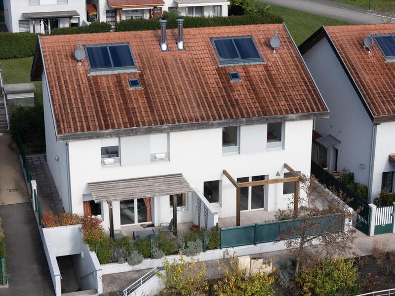 Maison jumelée - 112 m² - 6 pièces