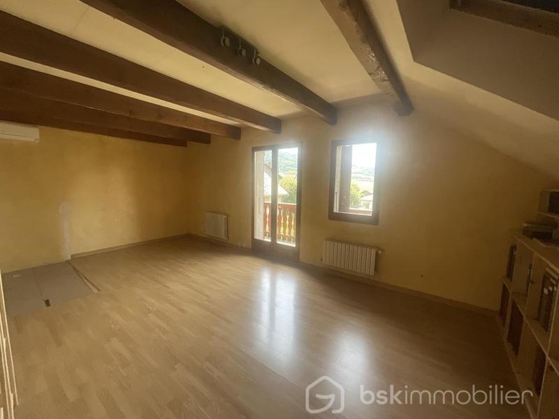 Corps de ferme - 222 m² - 7 pièces