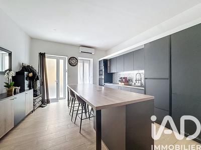 Maison - 227 m² - 8 pièces
