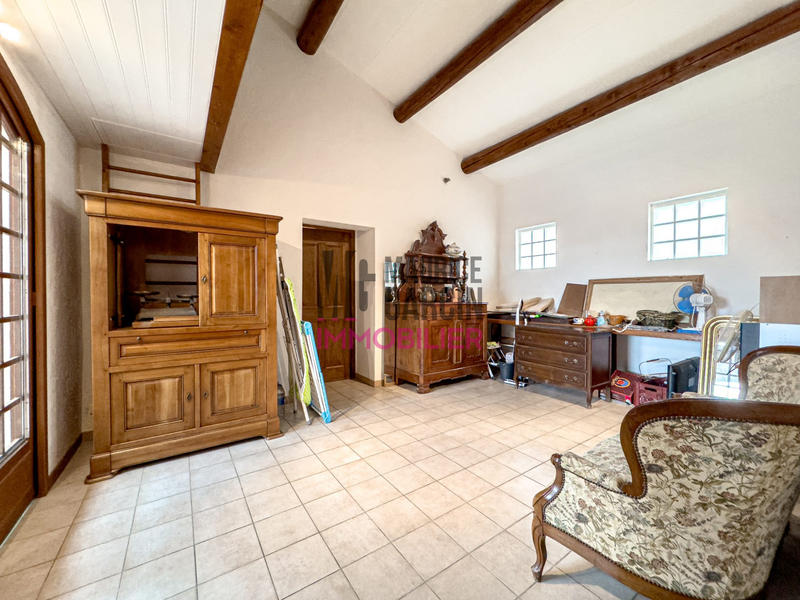 Maison - 200 m² - 9 pièces