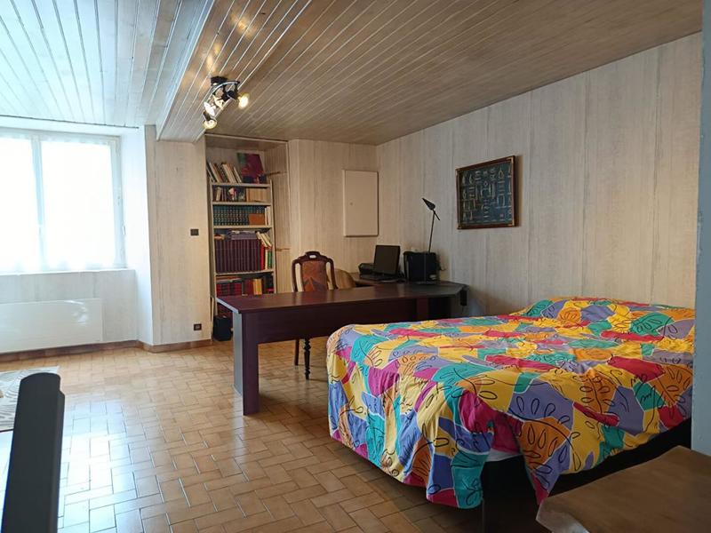 Maison - 320 m² - 11 pièces