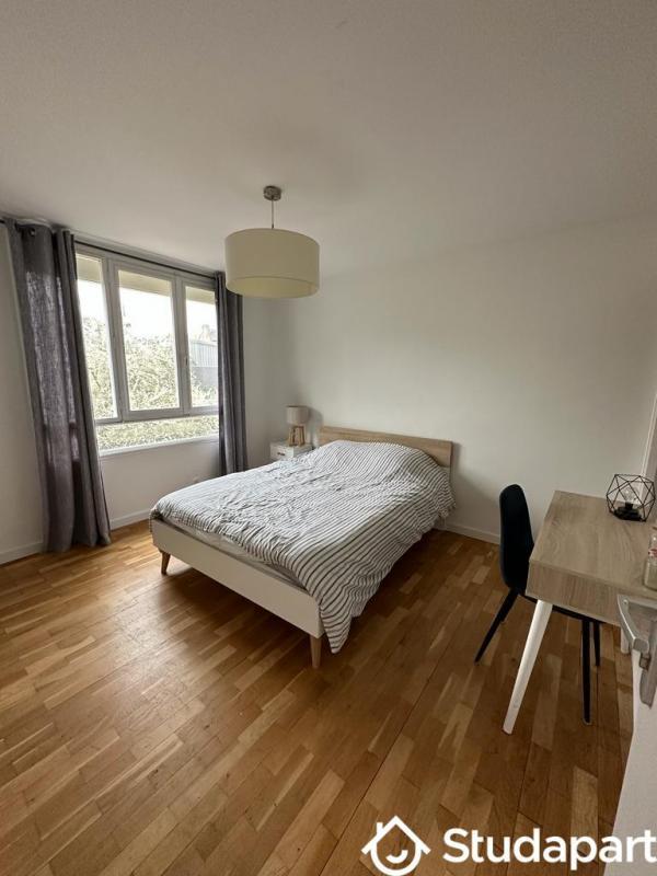 Chambre - 10 m² - 1 pièce