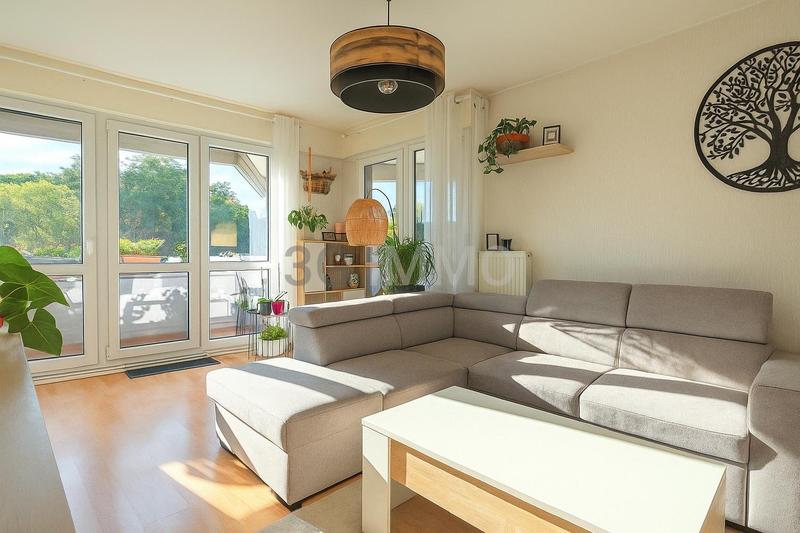 Appartement - 82 m² - 4 pièces