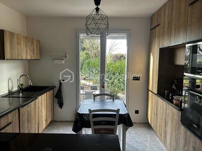 Maison - 84 m² - 5 pièces