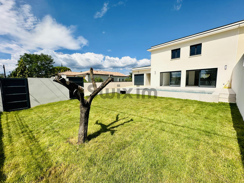 Villa - 154 m² - 6 pièces