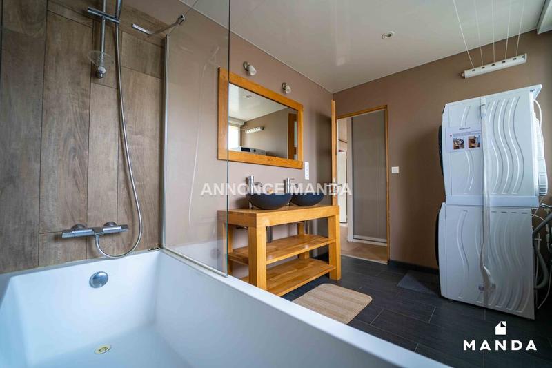 Chambre - 10 m² - 6 pièces