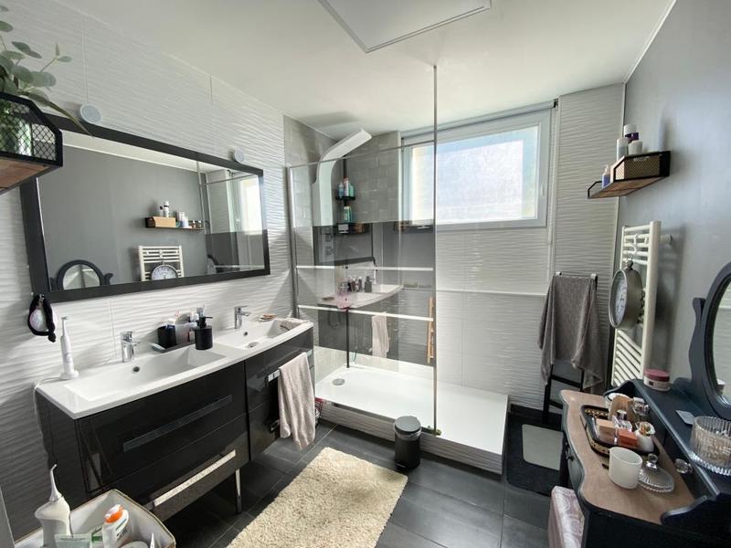 Maison - 158 m² - 6 pièces