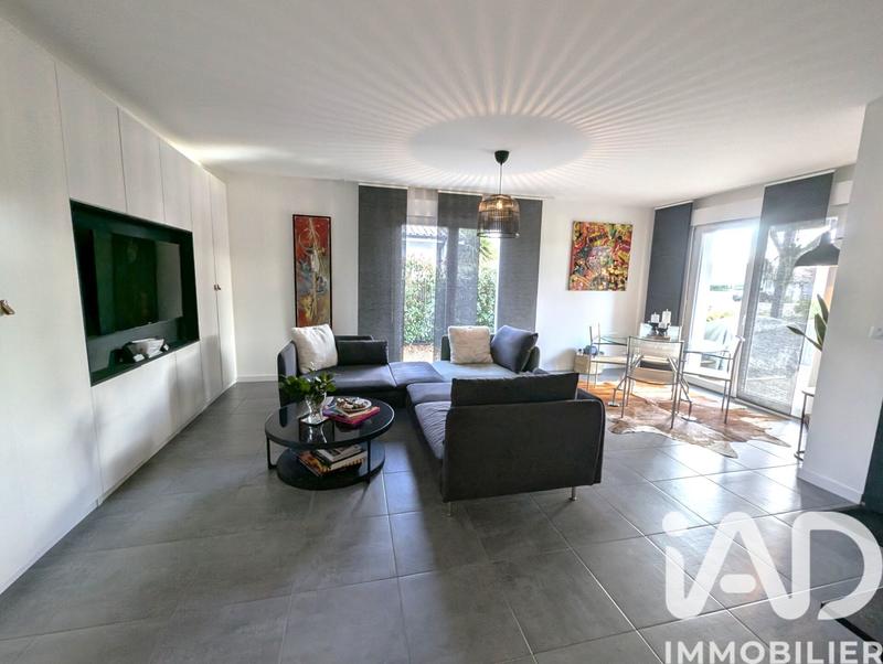 Maison - 116 m² - 6 pièces