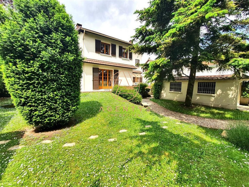 Maison contemporaine - 97 m² - 6 pièces