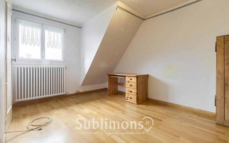 Maison - 153 m² - 8 pièces