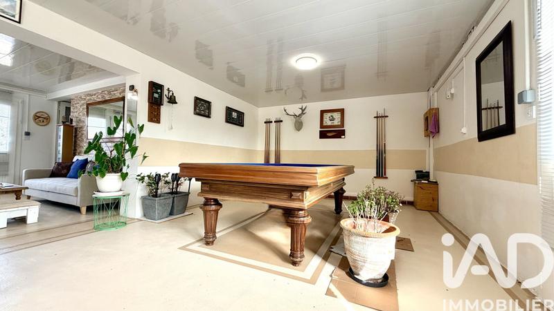 Maison - 199 m² - 8 pièces