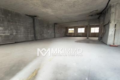Local commercial - 160 m²