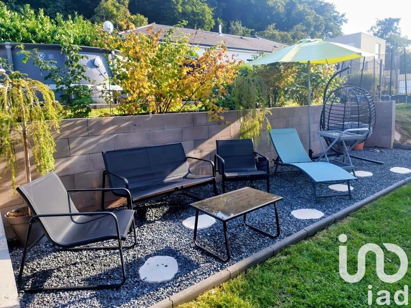 Maison - 122 m² - 6 pièces