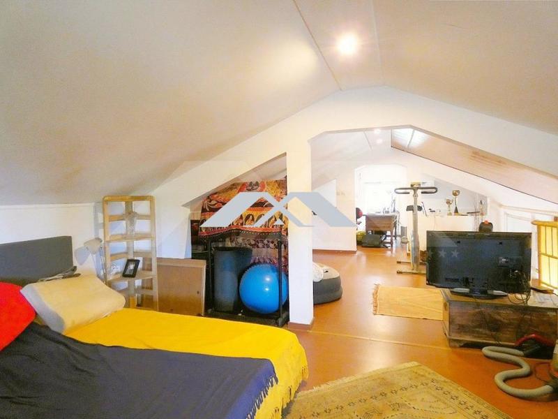 Propriété - 147 m² - 7 pièces