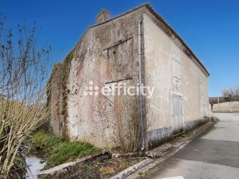 Maison - 250 m² - 3 pièces