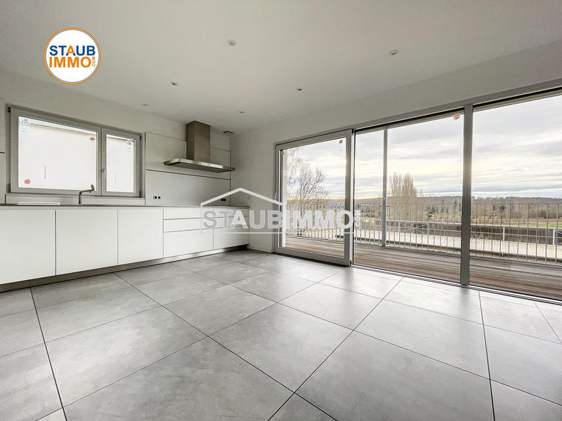 Appartement - 189 m² - 5 pièces