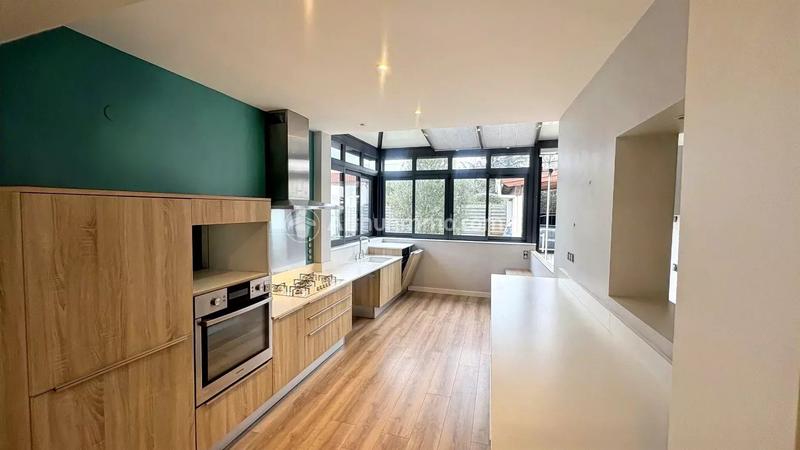 Maison - 85 m² - 3 pièces