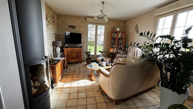 Maison - 142 m² - 9 pièces