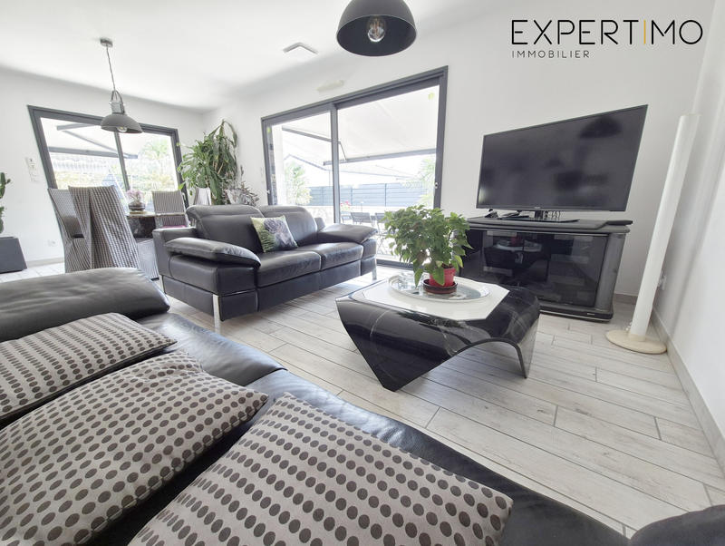 Maison - 100 m² - 5 pièces